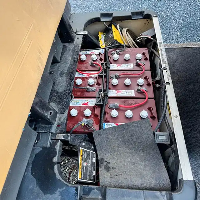 Cushman Hauler Golfwagund - Bild 3