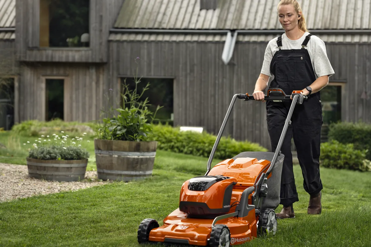 Husqvarna LC 353iVX Akku-Rasundmäher - Bild 2