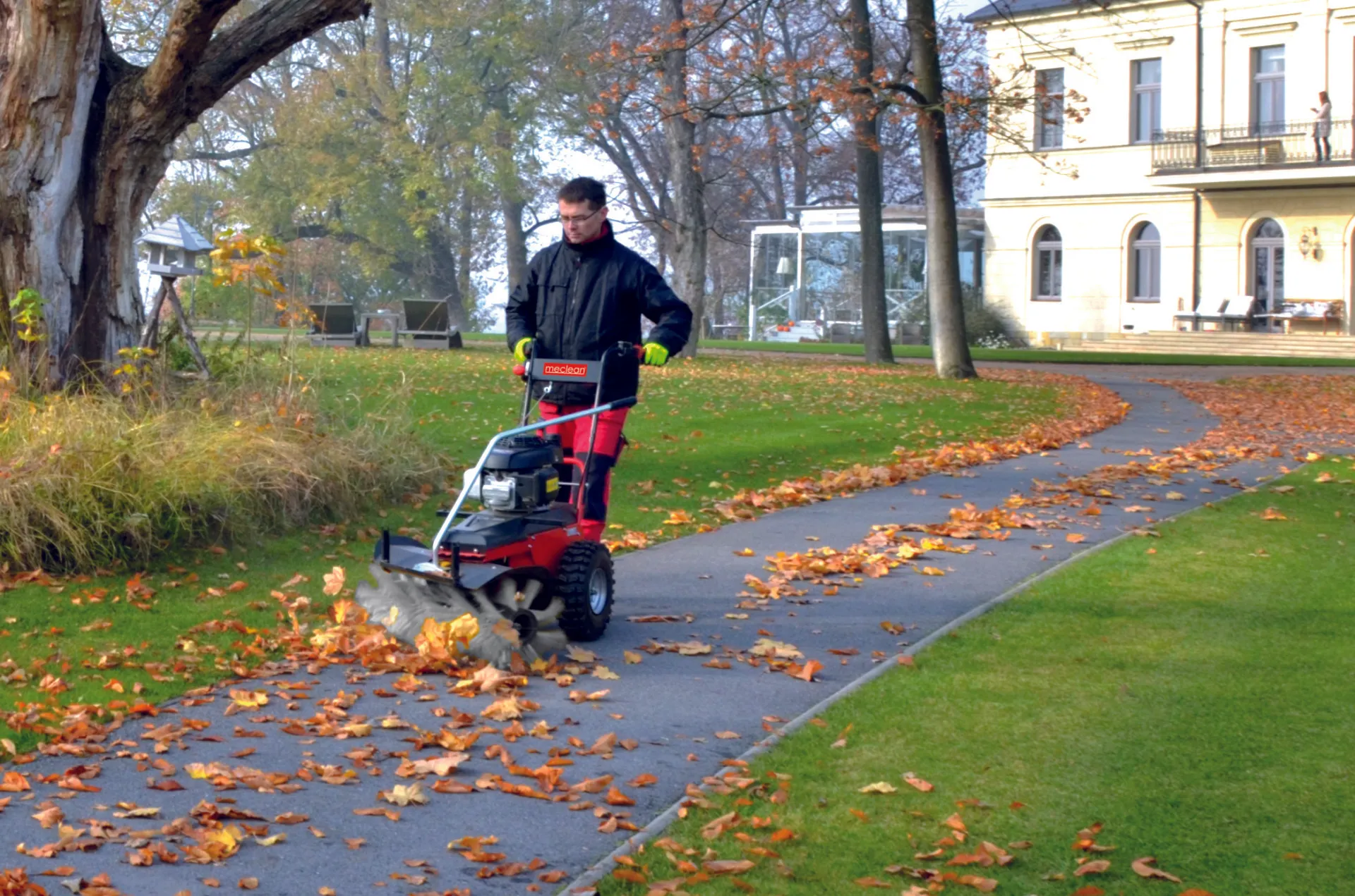 Meclean Frontsweep Pro 82 Kehrmaschine - Bild 4