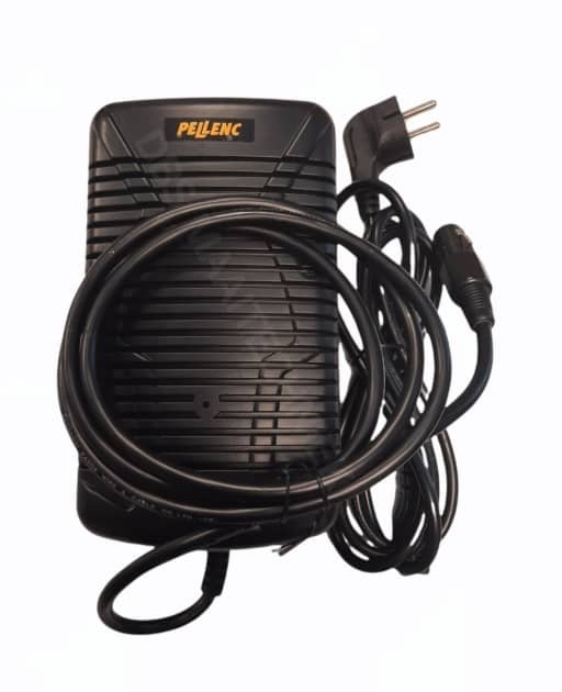 Pellundc Akkuladegerät 3.75 A